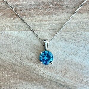 925 Sterling Silver Blue Topaz Pendant Necklace